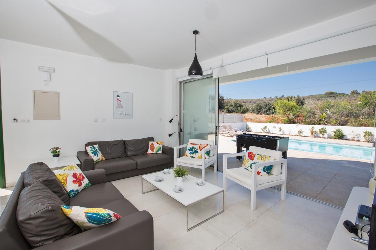 Greco Villas โปรทาราส ภายนอก รูปภาพ