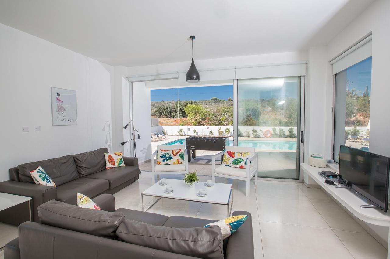 Greco Villas โปรทาราส ภายนอก รูปภาพ