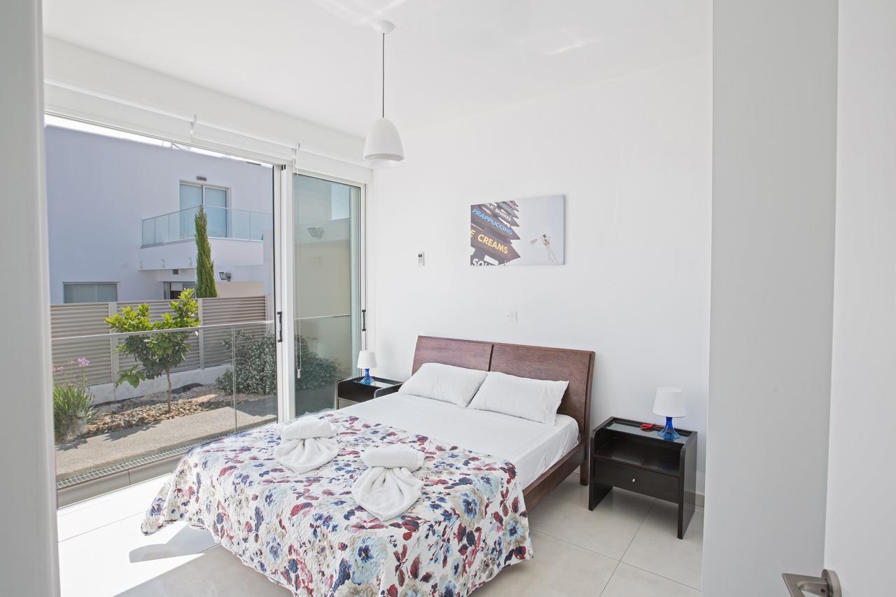 Greco Villas โปรทาราส ภายนอก รูปภาพ